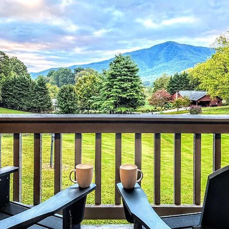 Ole Smoky Bnb - Game Room, Hot Tub, Mtn Views! Pigeon Forge Kültér fotó