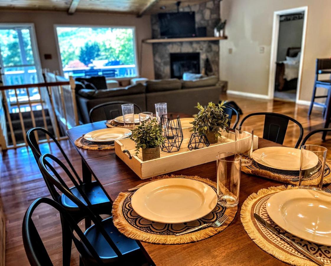 Ole Smoky Bnb - Game Room, Hot Tub, Mtn Views! Pigeon Forge Kültér fotó