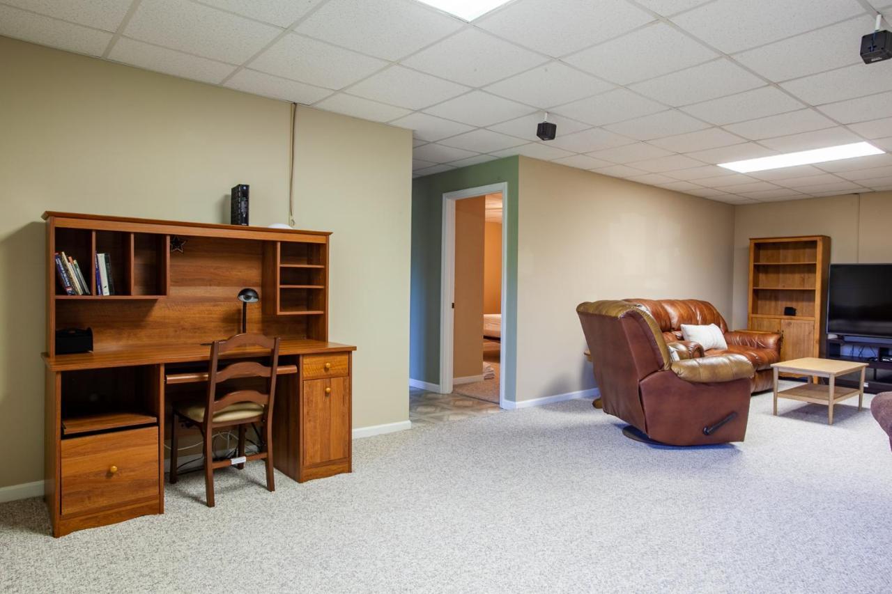Ole Smoky Bnb - Game Room, Hot Tub, Mtn Views! Pigeon Forge Kültér fotó