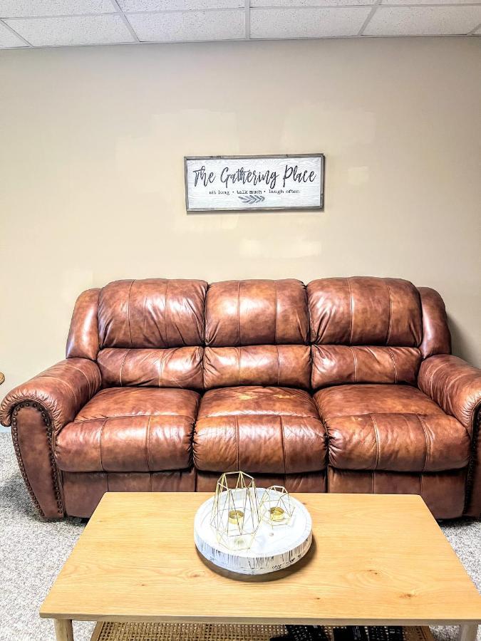 Ole Smoky Bnb - Game Room, Hot Tub, Mtn Views! Pigeon Forge Kültér fotó